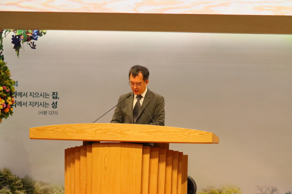 6.대표기도(남승우 장로 2부).JPG