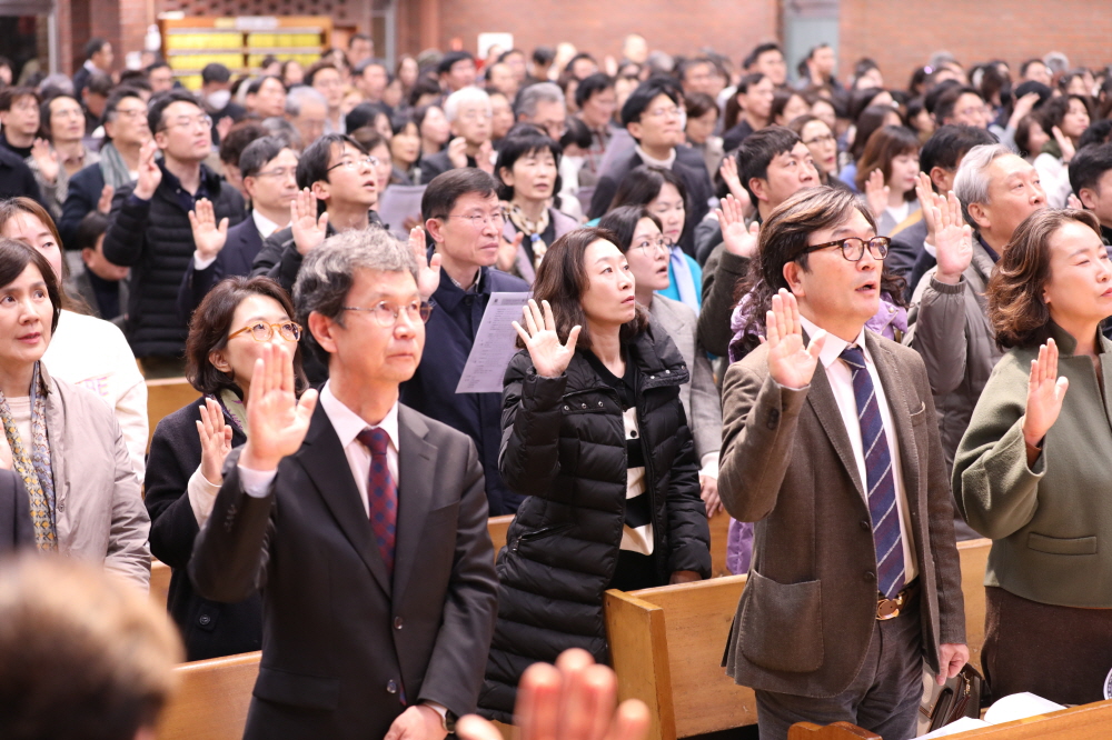 [크기변환]40. 제직회 제직헌신서약 조필립현집사.JPG