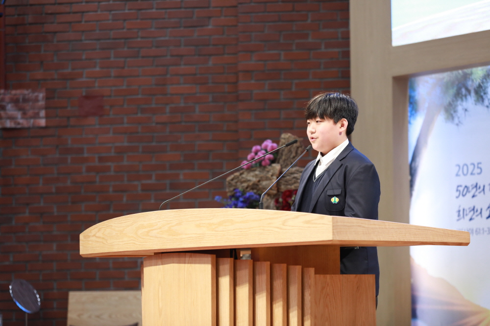 [크기변환]16.입교자간증 구본준C학생01.JPG