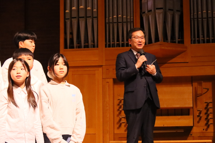 [크기변환]사본 -9-2 광고(정성철 장로2).jpg