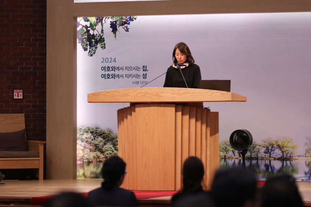 [크기변환]10.인도 정인희 집사.JPG